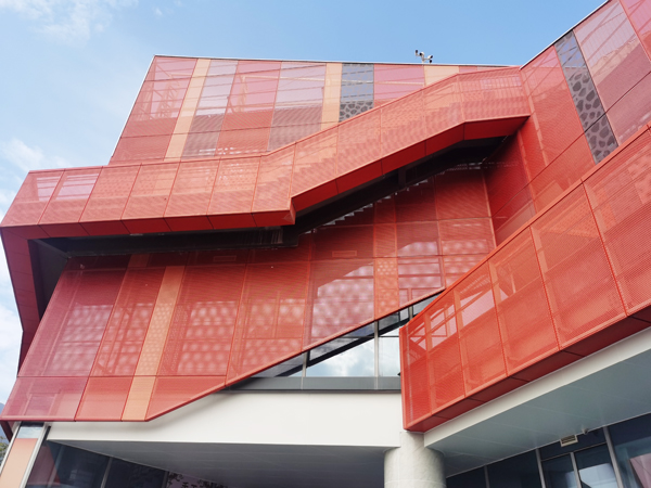 perforated aluminum panel curtain wall muro cortina de panel de aluminio perforado