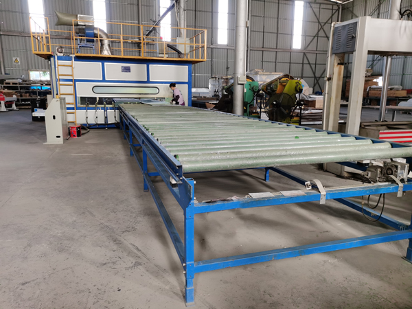 L&iacute;nea de producci&oacute;n de paneles de nido de abeja de aluminio