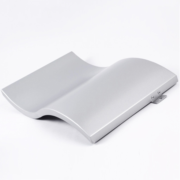 Panel de aluminio s&oacute;lido curvo simple