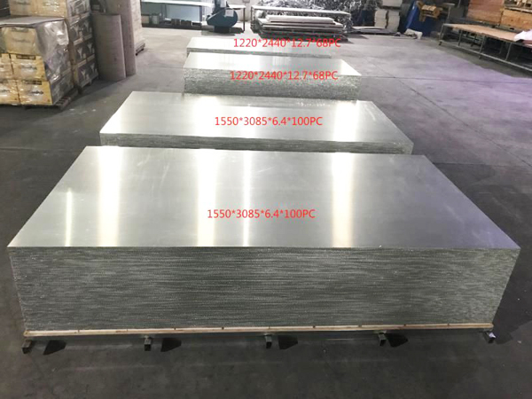 Múltiples opciones de ancho y campos de aplicación de paneles alveolares de aluminio 