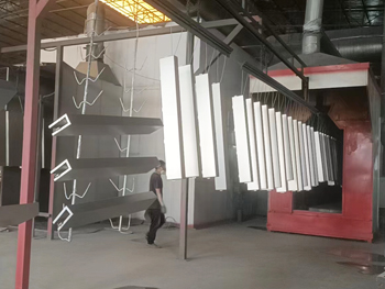 L&iacute;nea de recubrimiento por pulverizaci&oacute;n