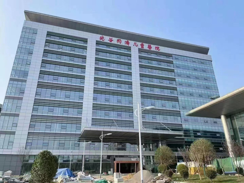 proyecto de paneles macizos de aluminio